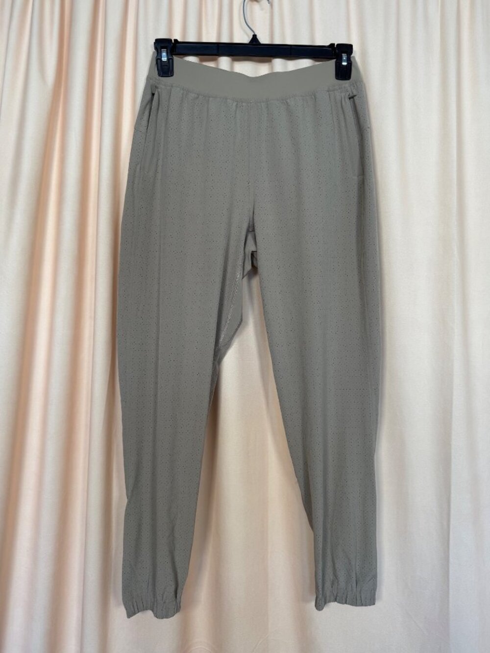 Lululemon Adapted State Perforated High-Rise Jogger Womens 8 Tan Party LW5HADS